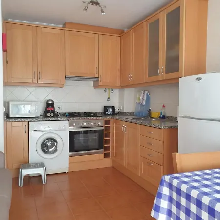 Apartment Casinhas Da Praia - Nazare - First Floor