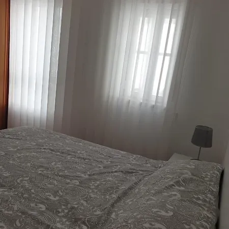 Apartment Casinhas Da Praia - Nazare - First Floor *